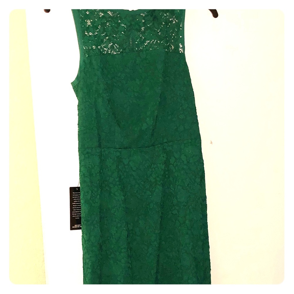 Lace emerald free cocktail dress